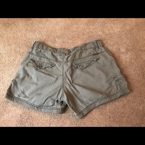 SHORTS BUNDLE - Picture 5 of 7
